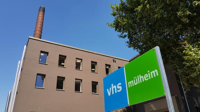 Außenansicht VHS_Bild Herr Grimm